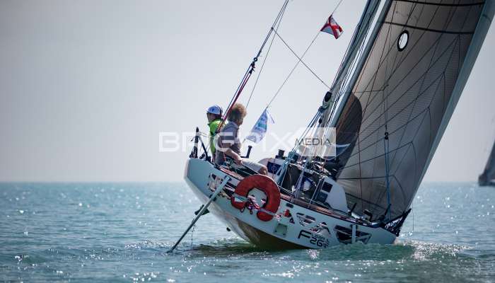 2szem_tokerulo - 2971