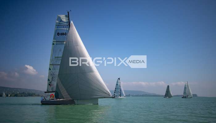 2szem_tokerulo - 2849