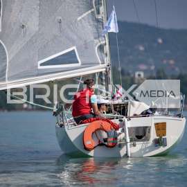 2szem_tokerulo - 2886