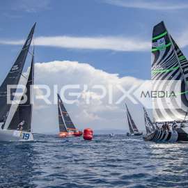 52 Super Series - 572