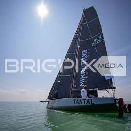 2szem_tokerulo - 2855