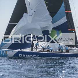 52 Super Series - 689