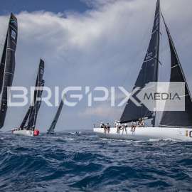 52 Super Series - 585