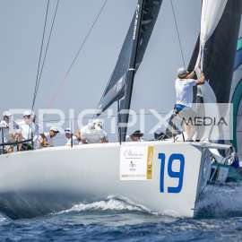 52 Super Series - 630