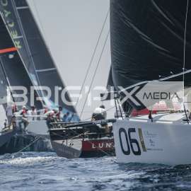 52 Super Series - 686