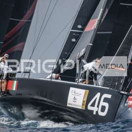 52 Super Series - 675