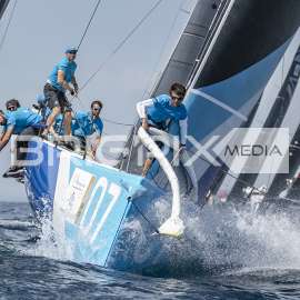 52 Super Series - 671